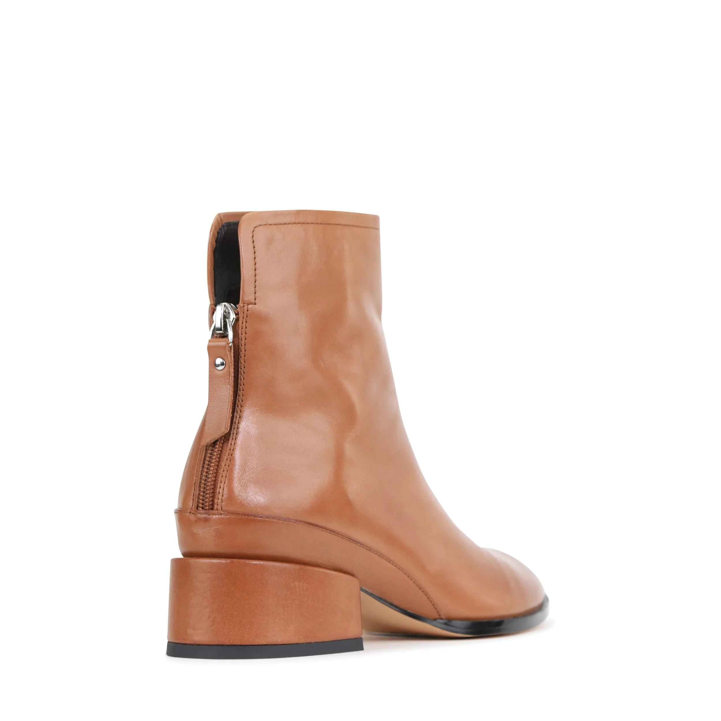 Eos Cast Brandy Leather Ankle Boot