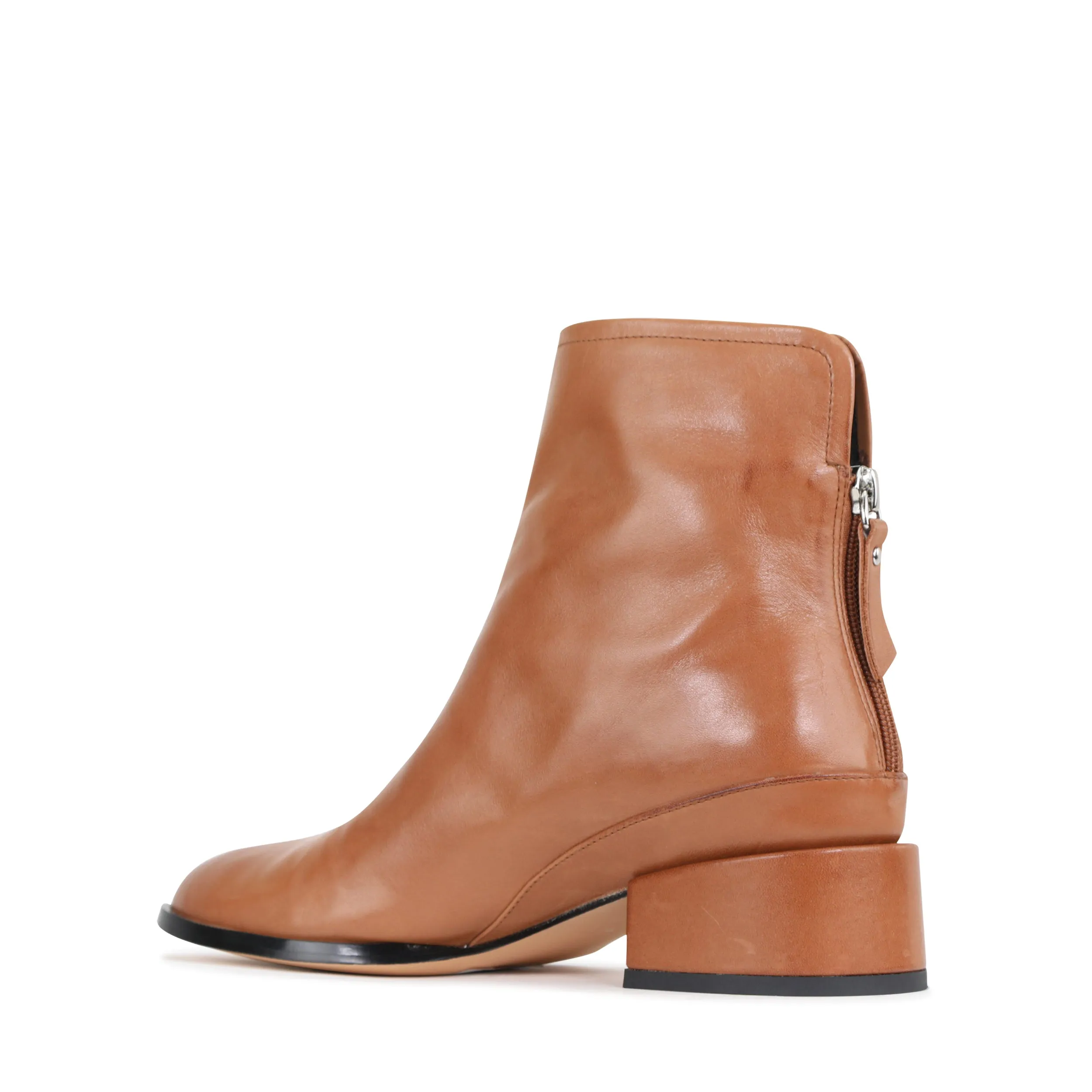 Eos Cast Brandy Leather Ankle Boot